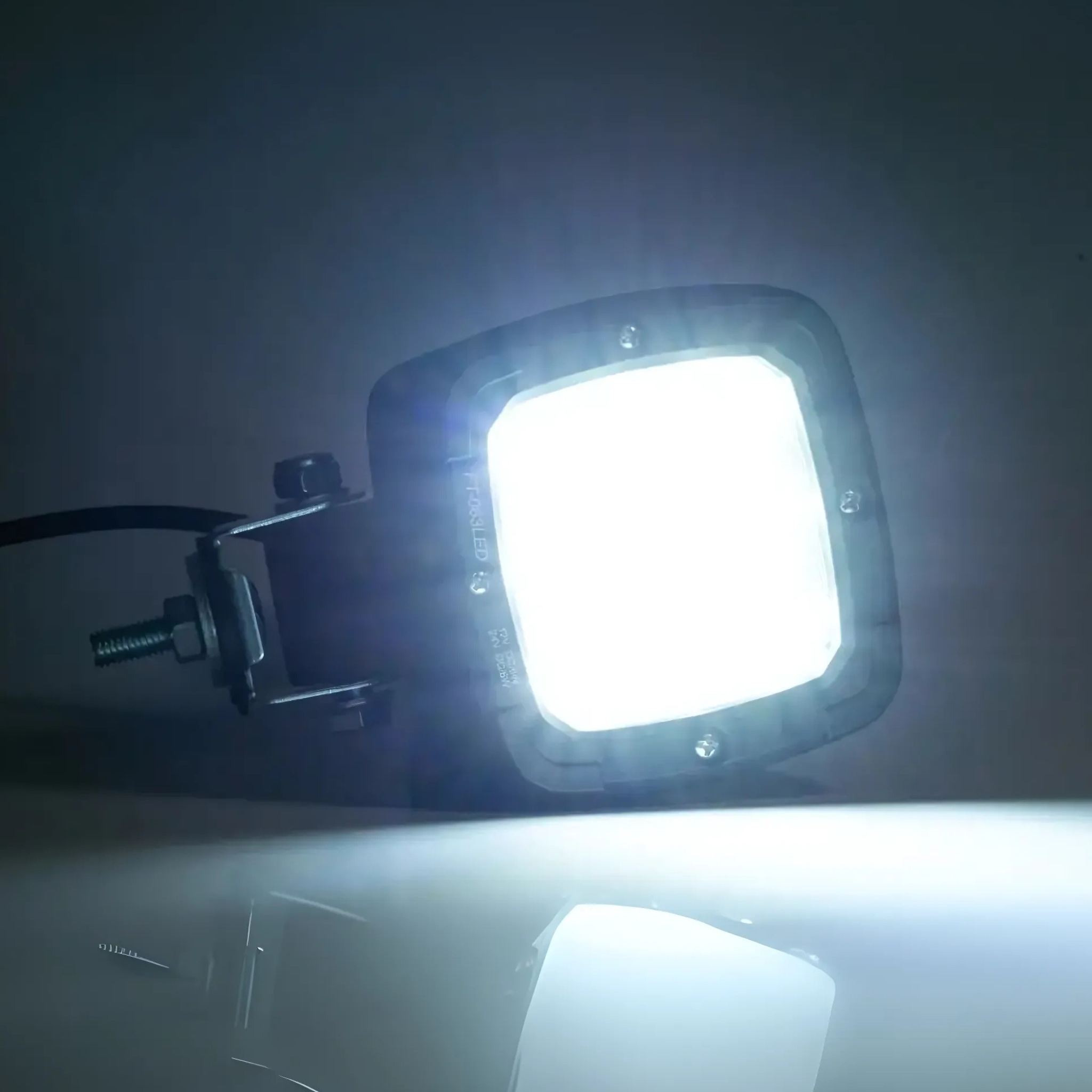 Fristom FT-063 LED Work Lamp – Single Function 12/24V Optional Magnetic Version - Work Light