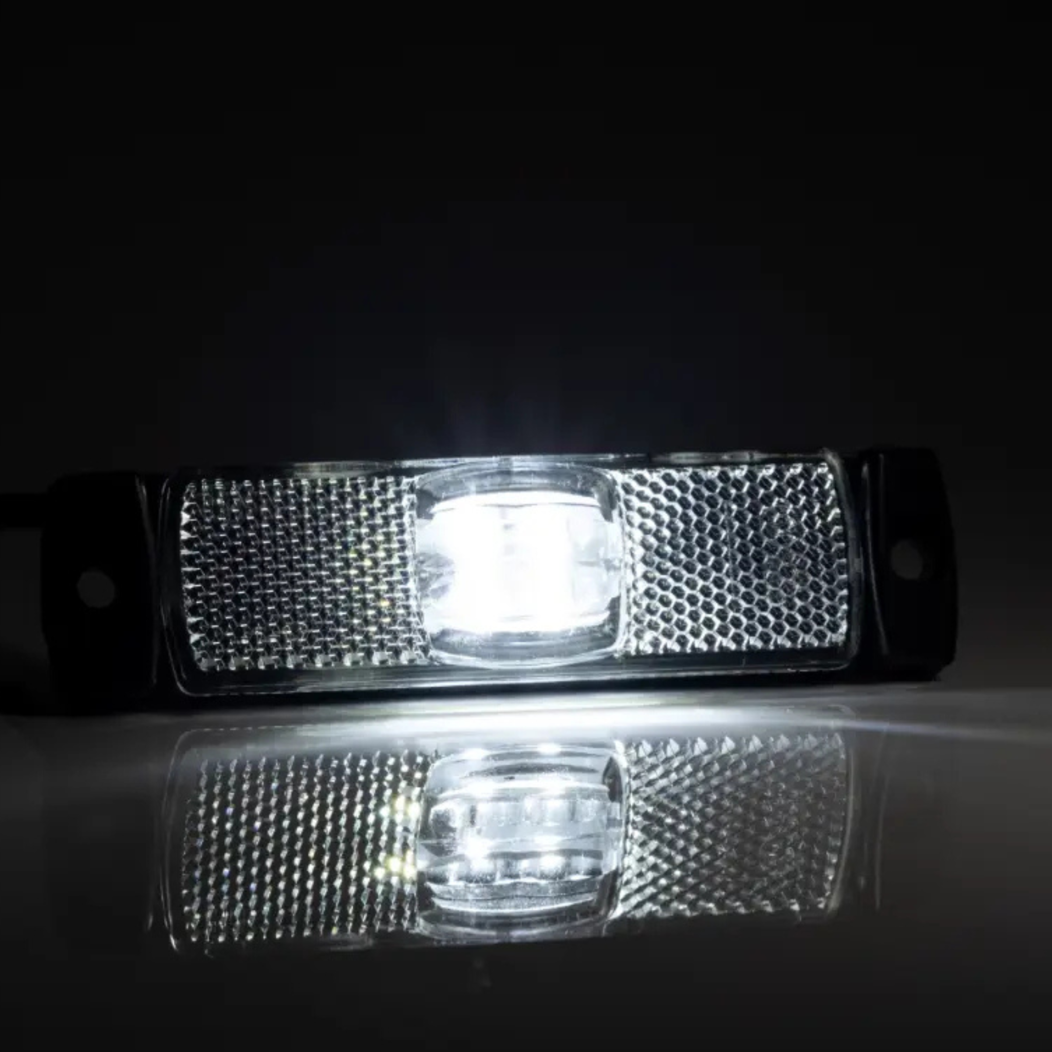 Fristom FT-017 LED Clearance Lamp – Single Function Position Light 12/24V Compact EMC Certified - Clearance Light